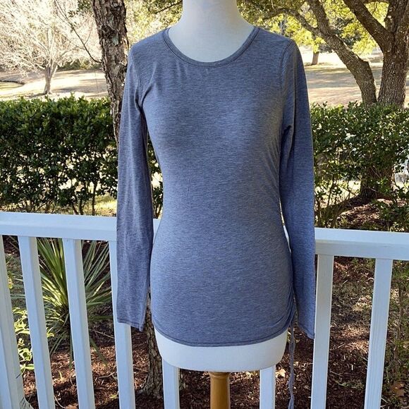 Lululemon Cinch It Long Sleeve Tee - Picture 2 of 5